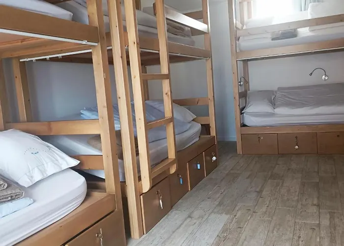 אכסניה Cachinnans & וילה דו קונדה